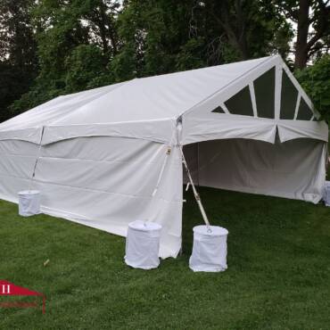 Solid White Wall (7ft X 40ft)