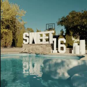 SWEET 16 Light Up Letters